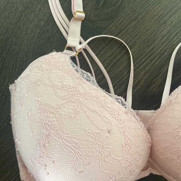 Victoria Secret 34DDD Pink Bra - Picture 4 of 4